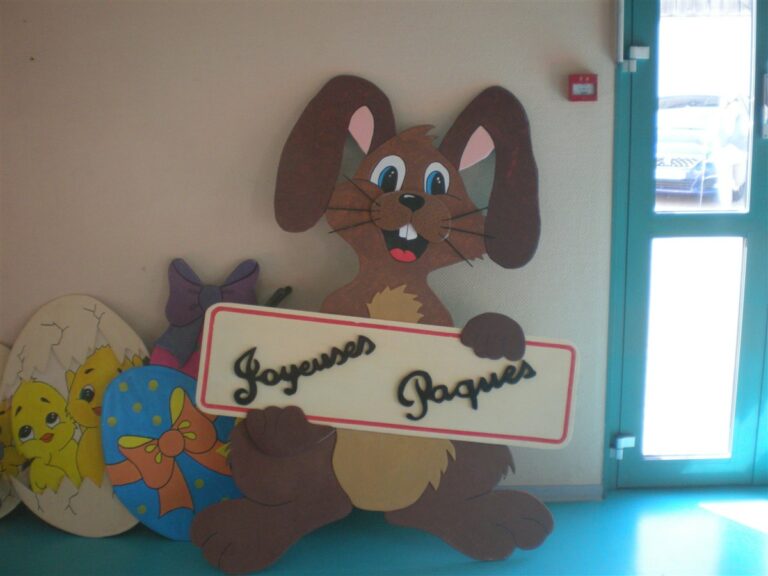 Le village décoré pour Pâques