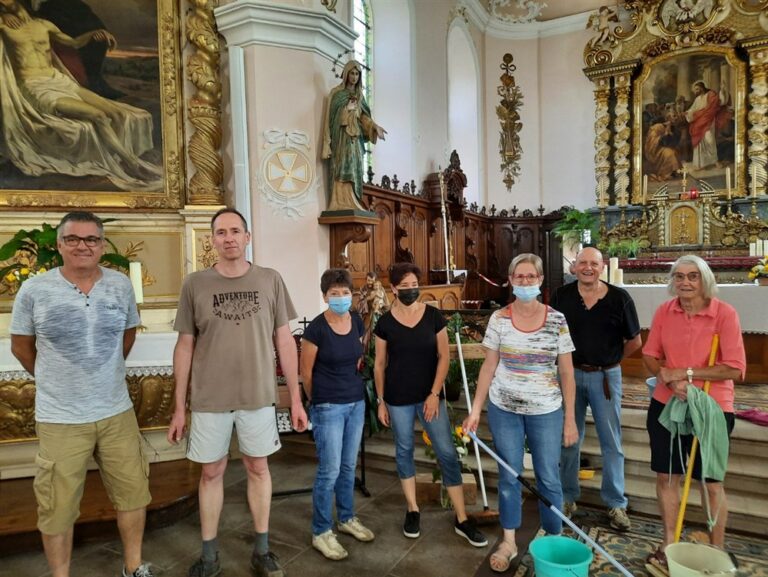 Nettoyage de l'église